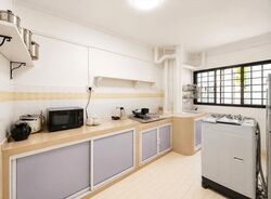 Blk 712 Hougang Avenue 2 (Hougang), HDB Executive #599640281